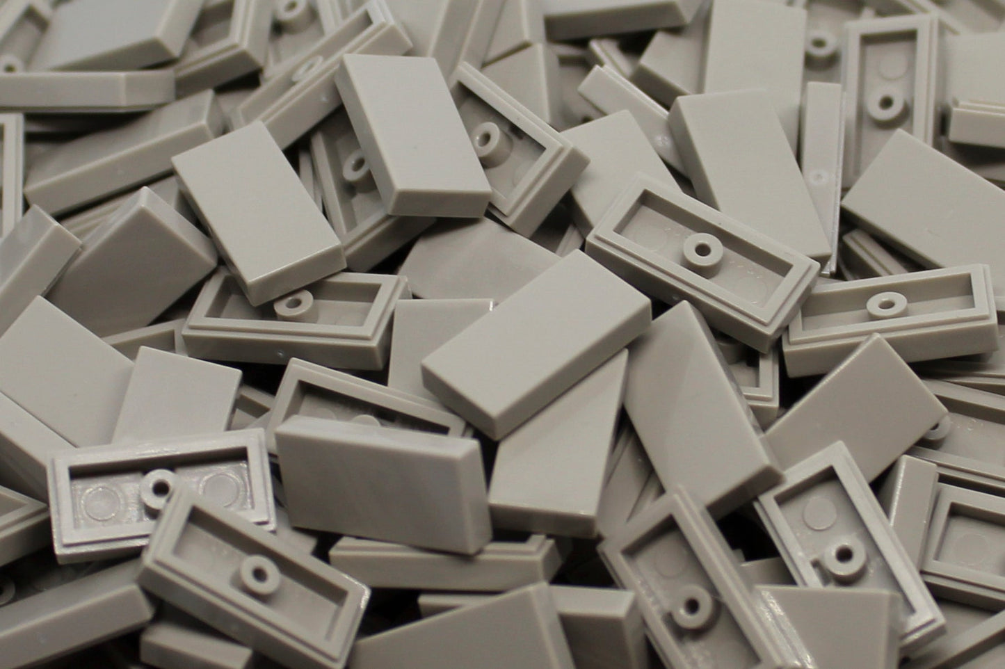 1x2 Tile Brick 200 Pack (Light Gray)