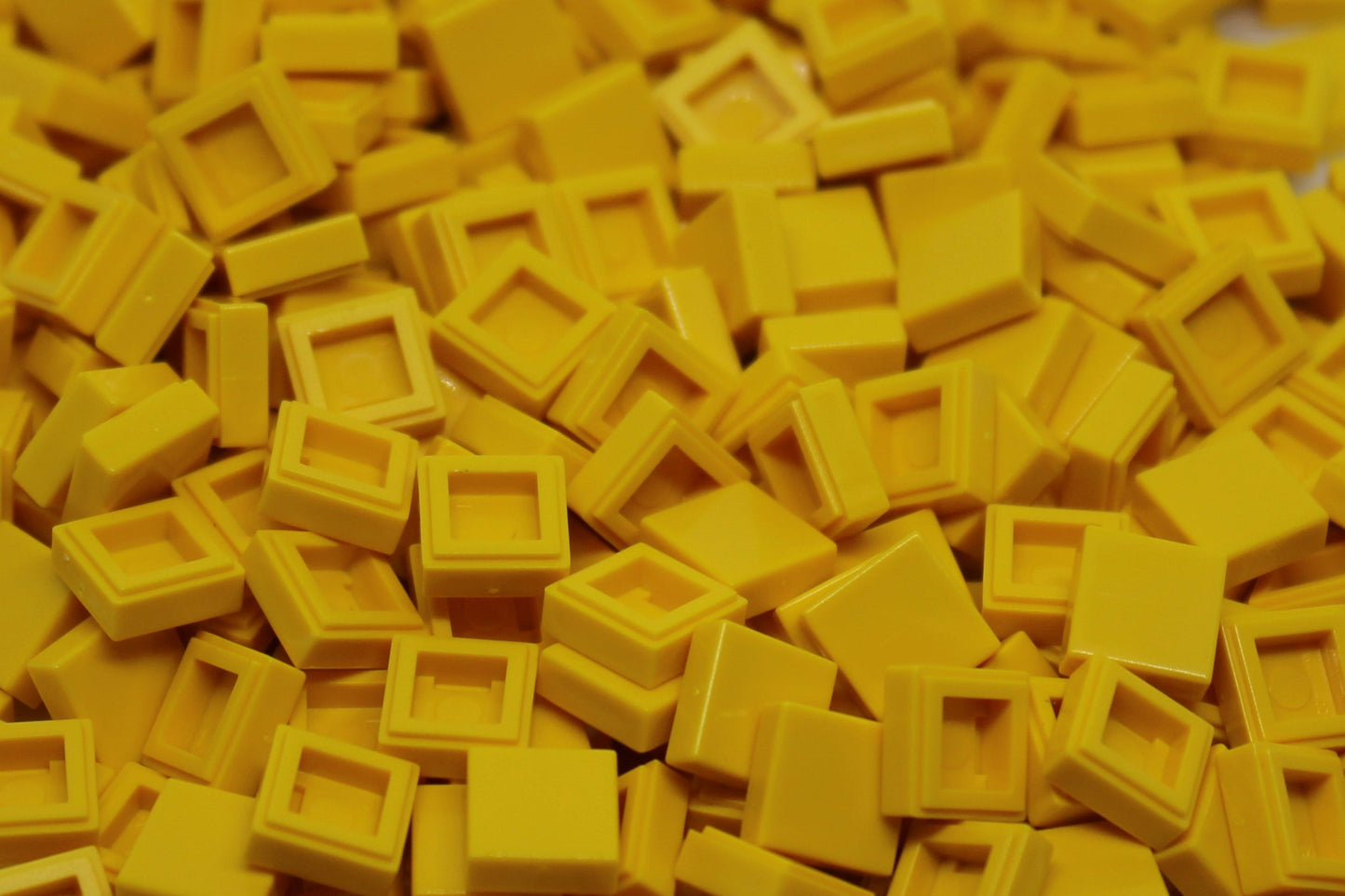 1x1 Tile Brick 300 Pack (Yellow)