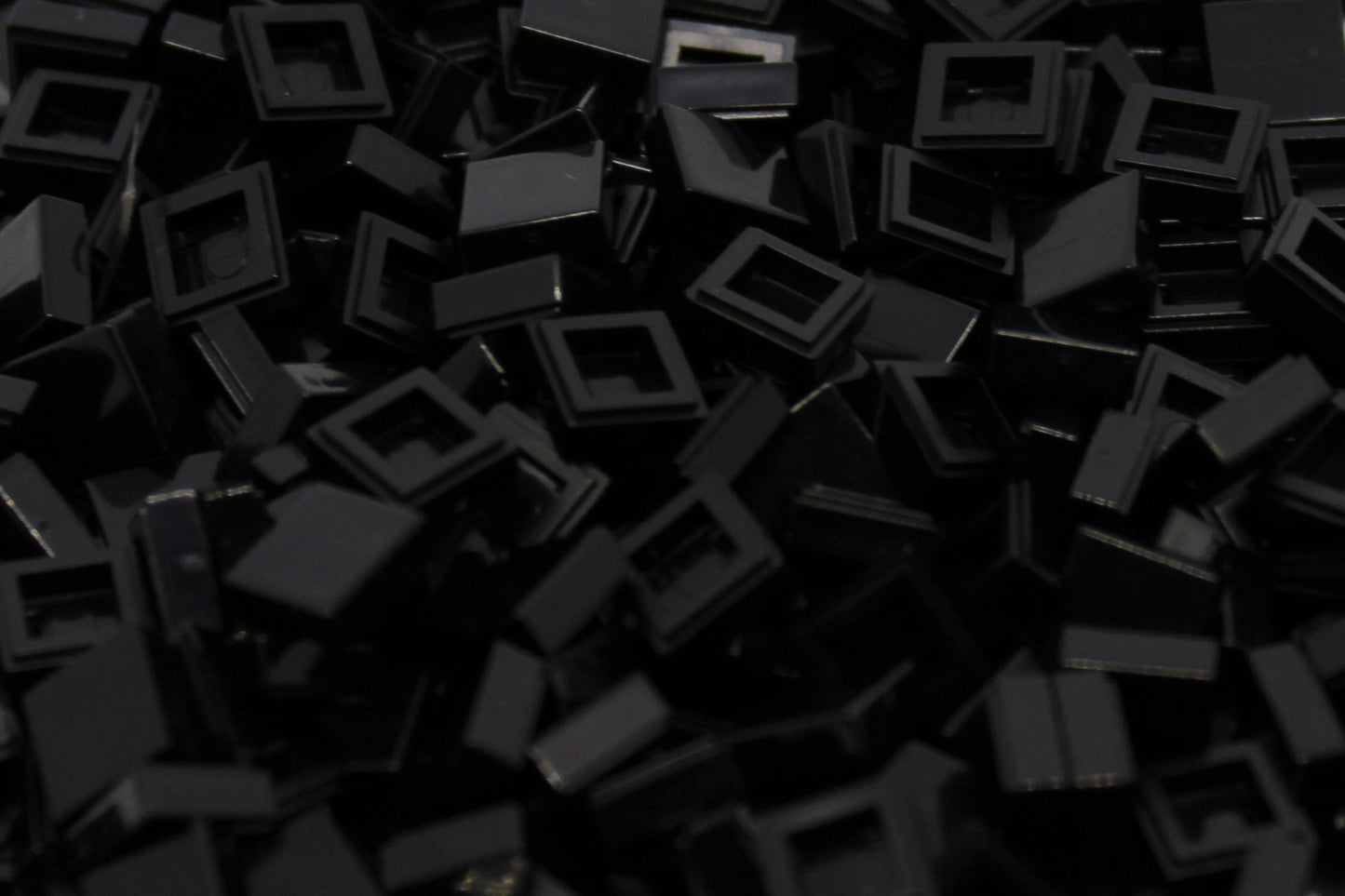 1x1 Tile Brick 300 Pack (Black)