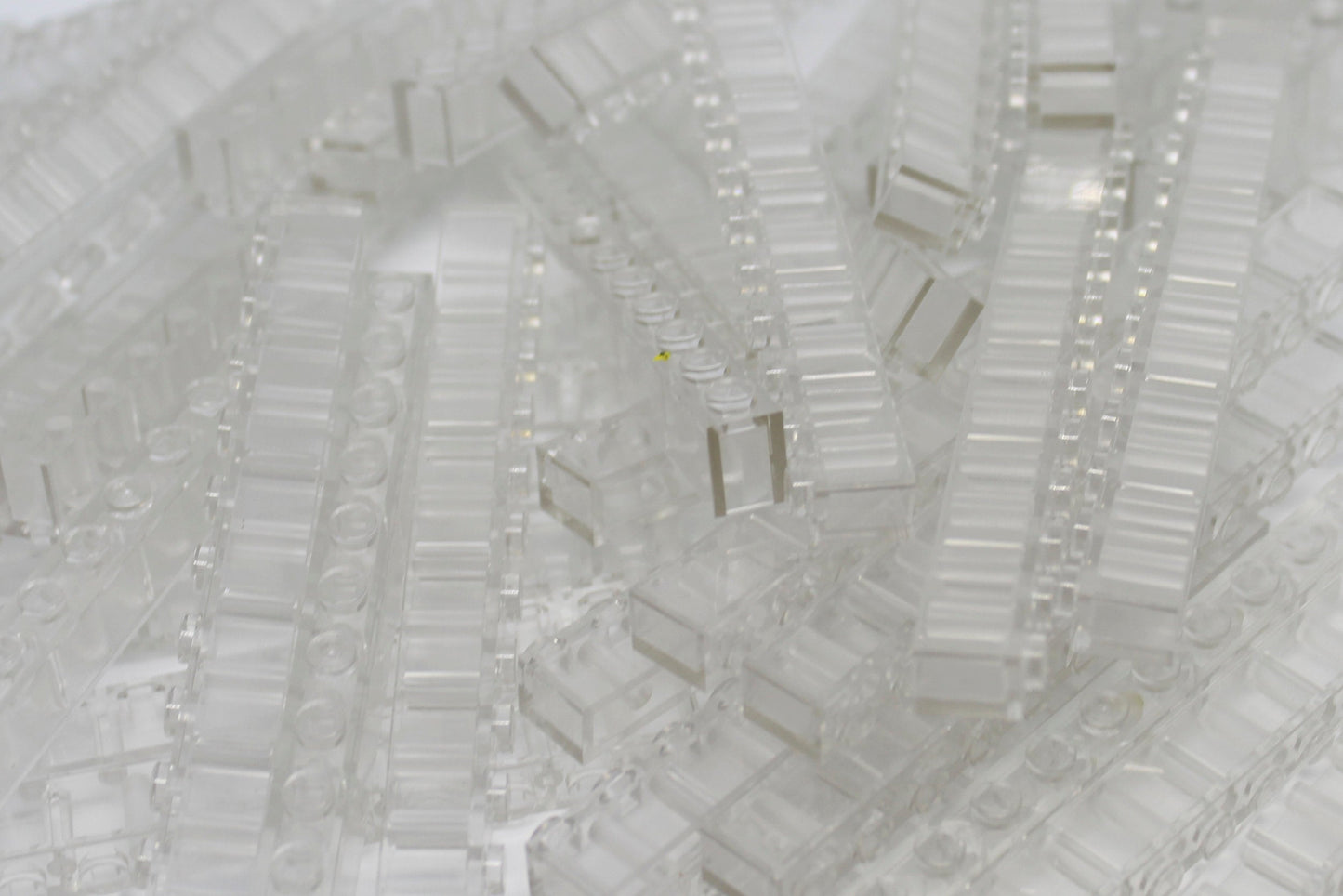 1x12 Stud Bricks 80 Pack (Clear)