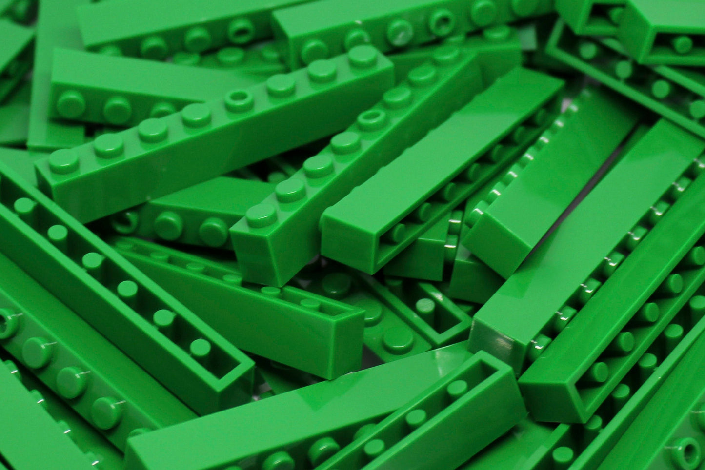 1x8 Stud Bricks 80 Pack (Green)
