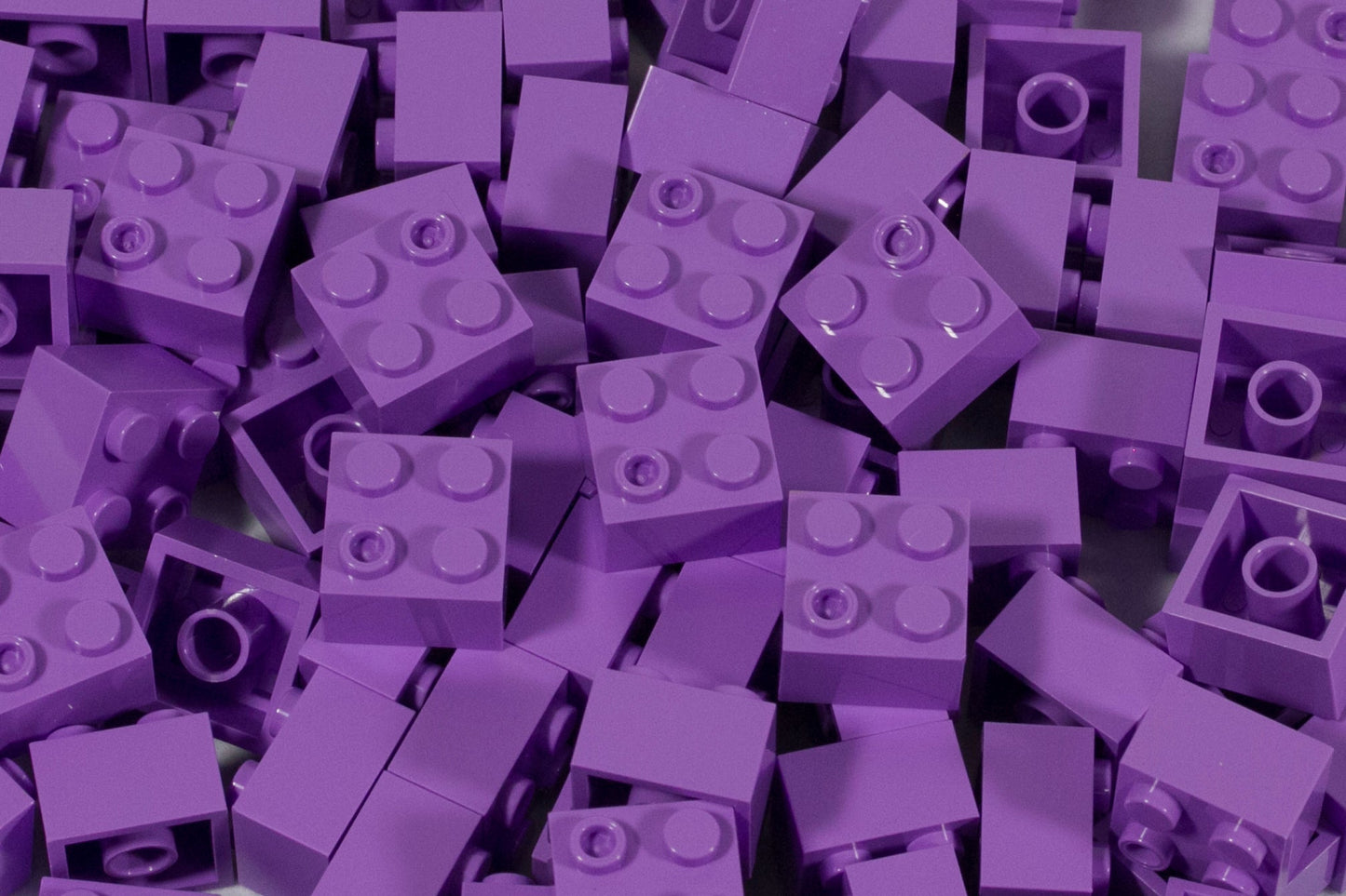 2x2 Stud Brick 100 Pack (Purple)