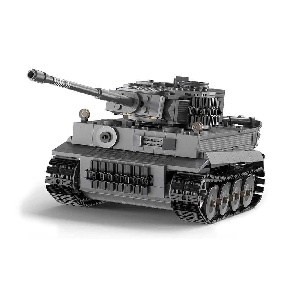 CaDA Masters WWII German Tiger Tank Remote Controlled Brick Building Set 925 Pieces