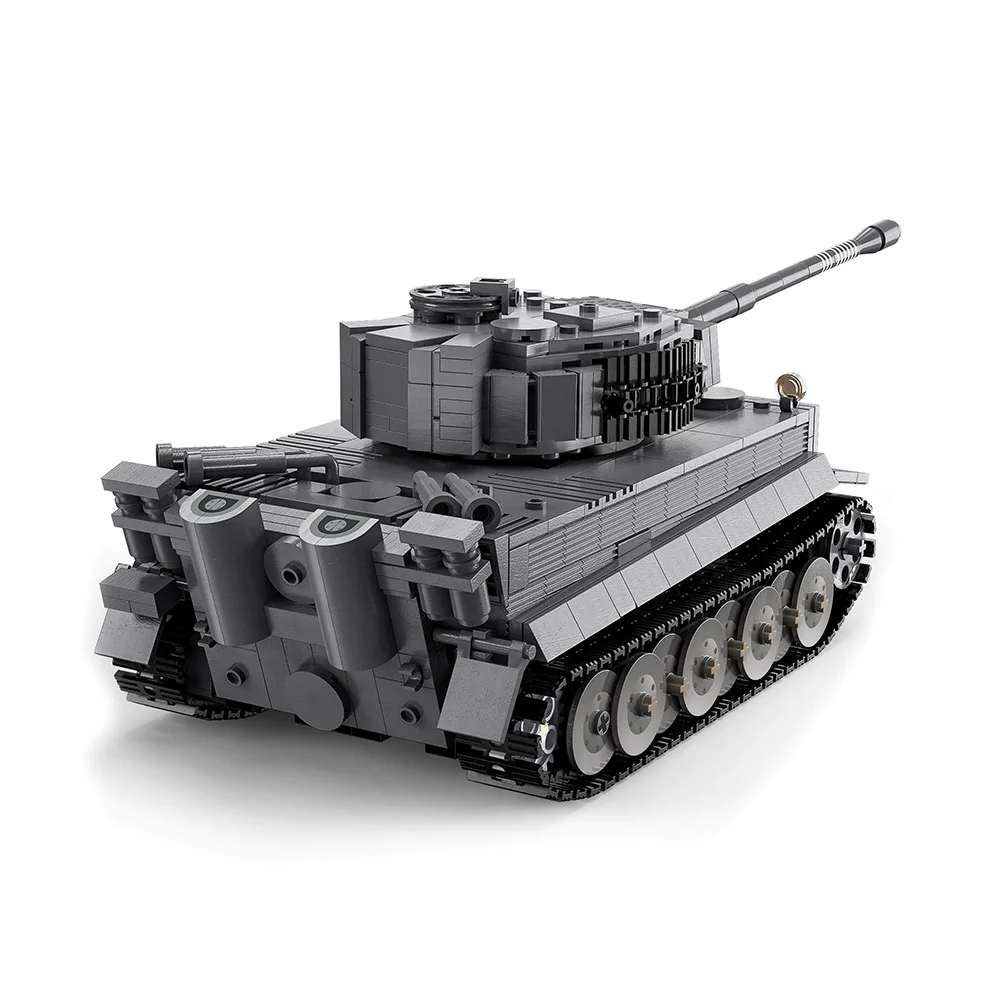 CaDA Masters WWII German Tiger Tank Remote Controlled Brick Building Set 925 Pieces