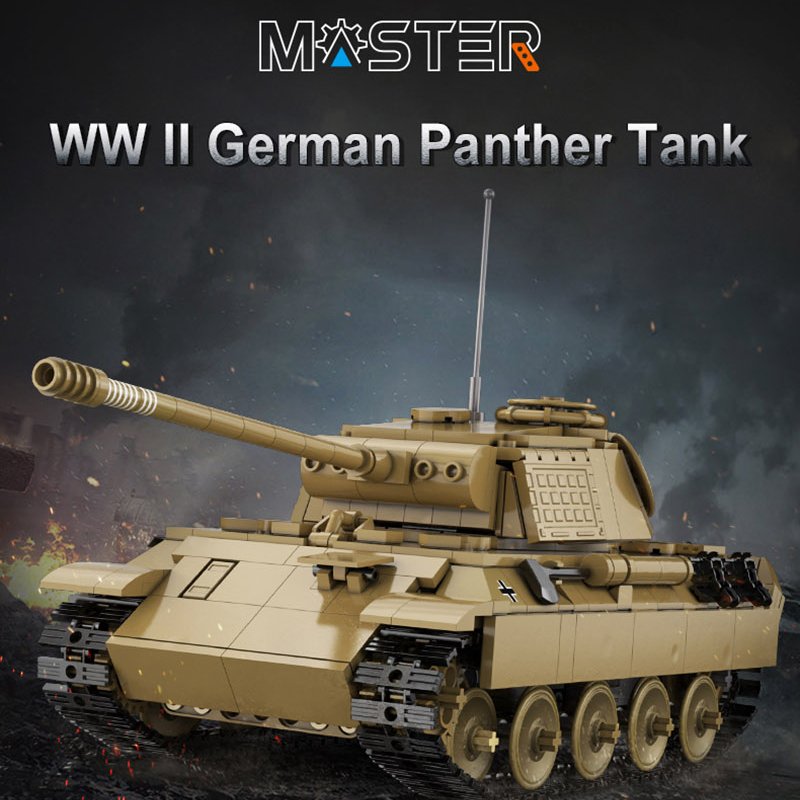 CaDA WWII German Panther RC Tank Brick Set – 907-Piece Remote Controlled Model with Rotating Turret
