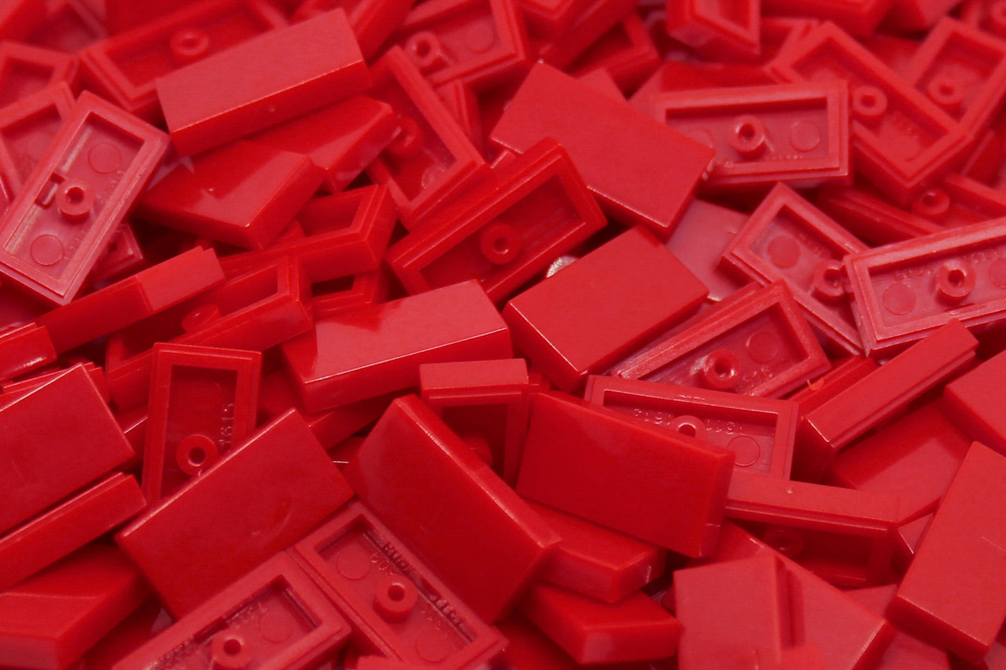 1x2 Tile Brick 200 Pack (Red)
