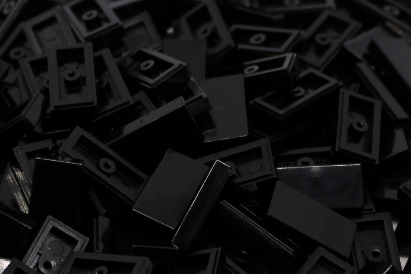 1x2 Tile Brick 200 Pack (Black)