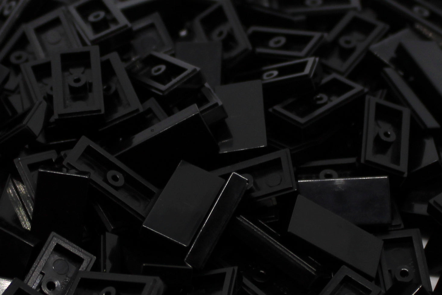 1x2 Tile Brick 200 Pack (Black)