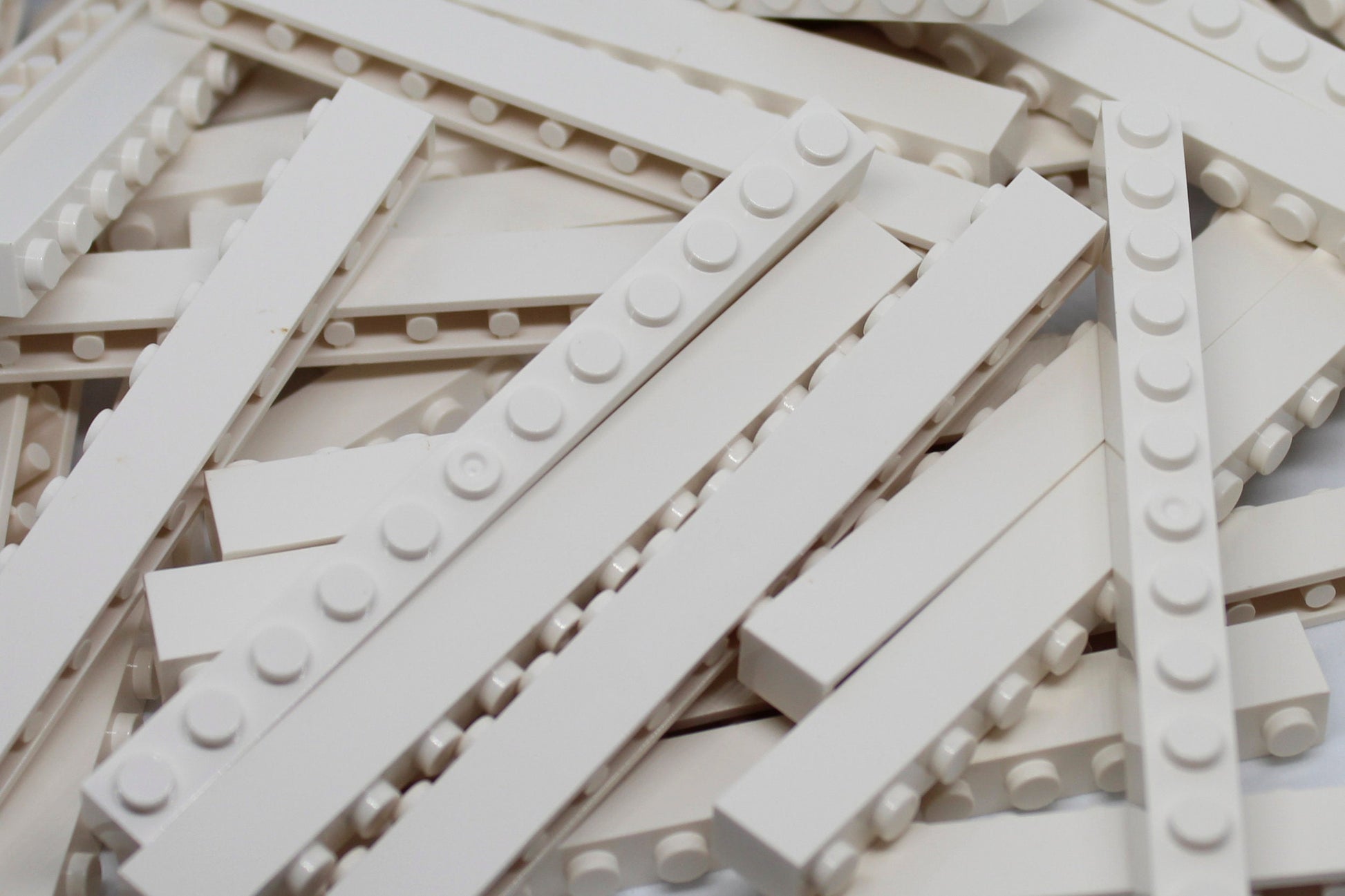 1x12 Stud Bricks 80 Pack (White)