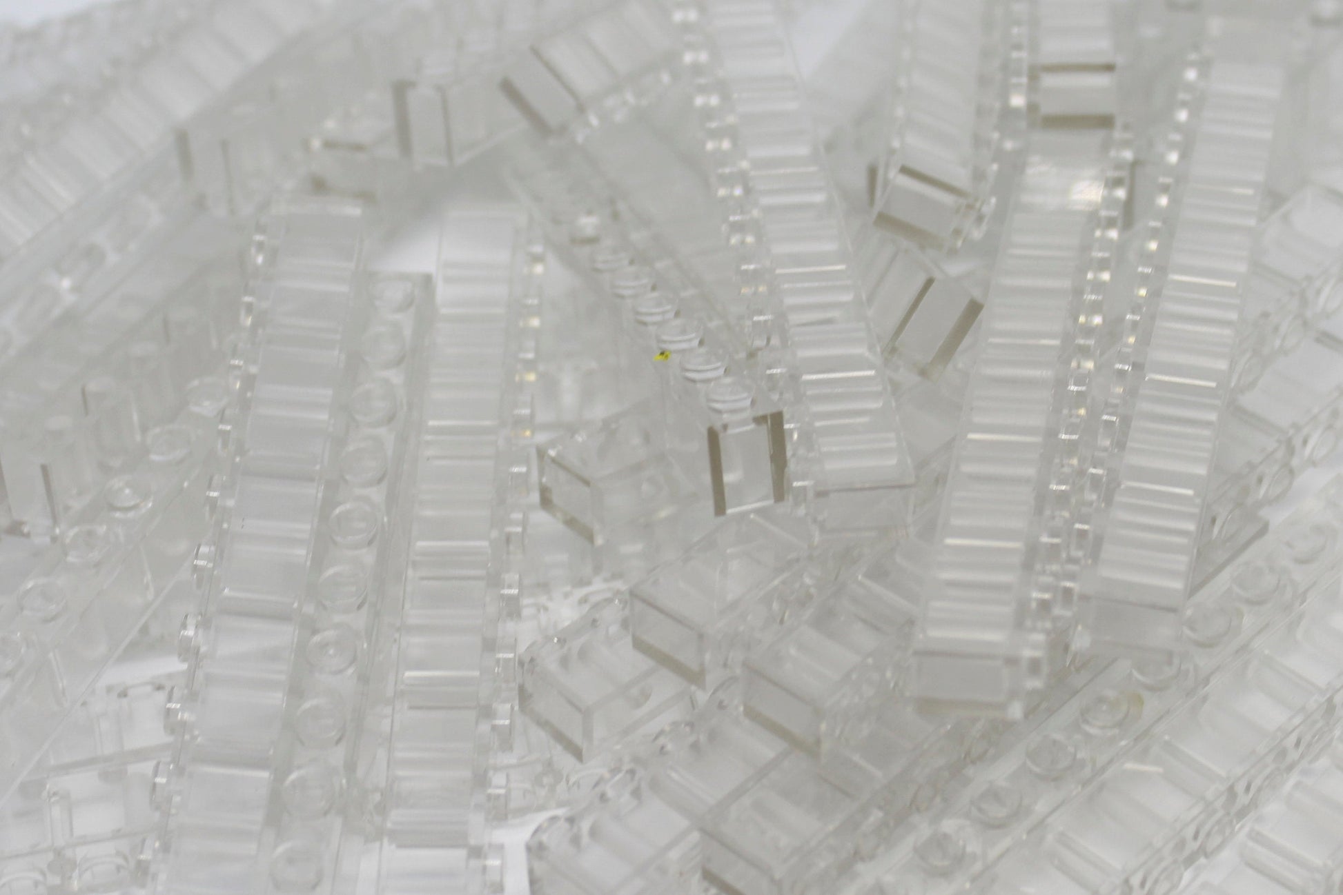 1x12 Stud Bricks 80 Pack (Clear)