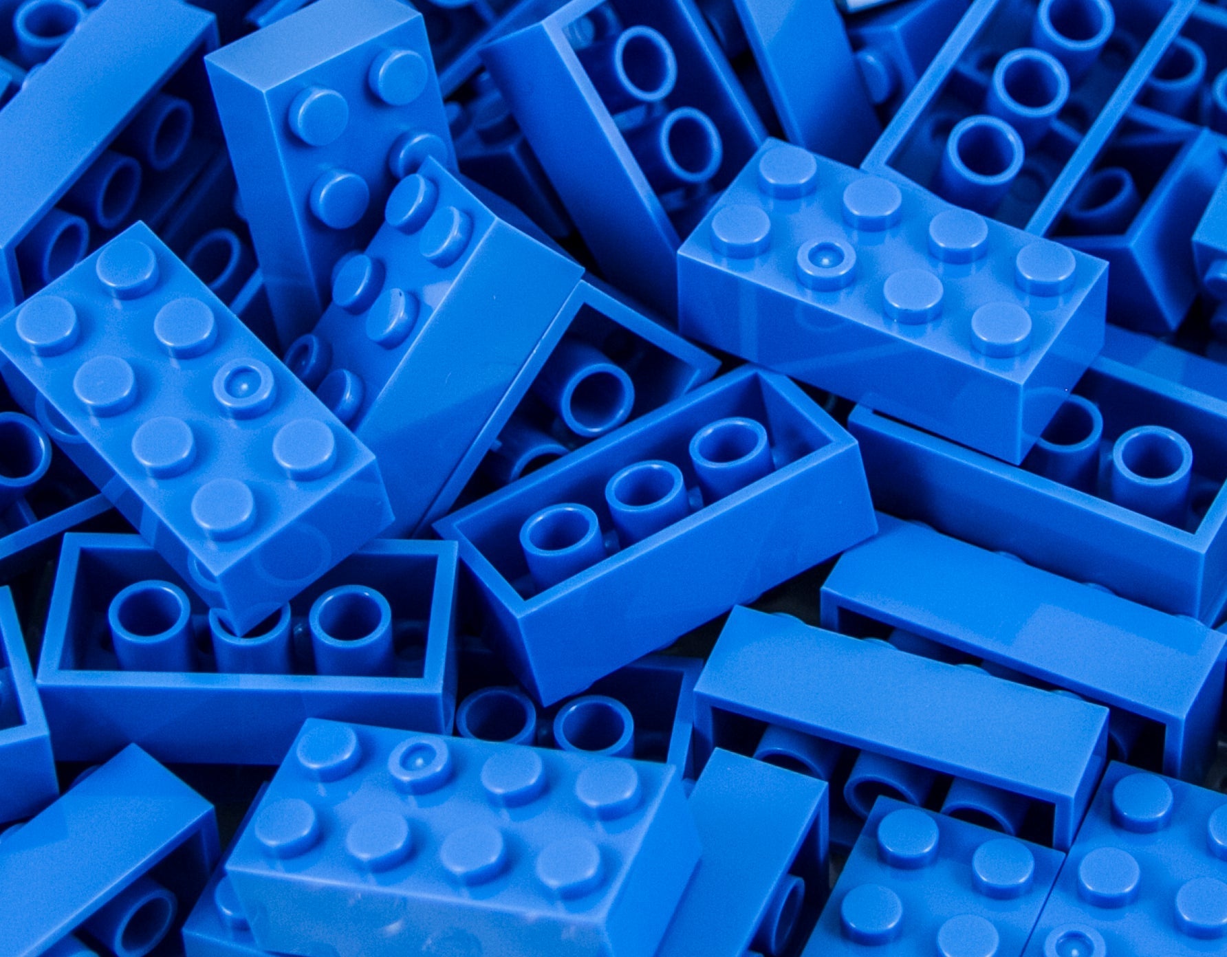 2X4 Brick 100 Pack (Ocean Blue)