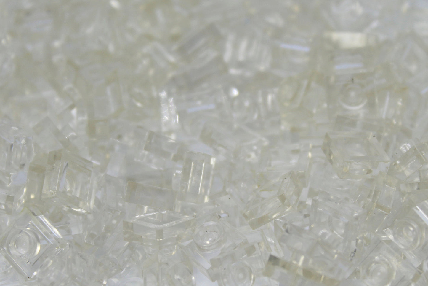 1X1X1/3 Stud Bricks 300 Pack (Clear)