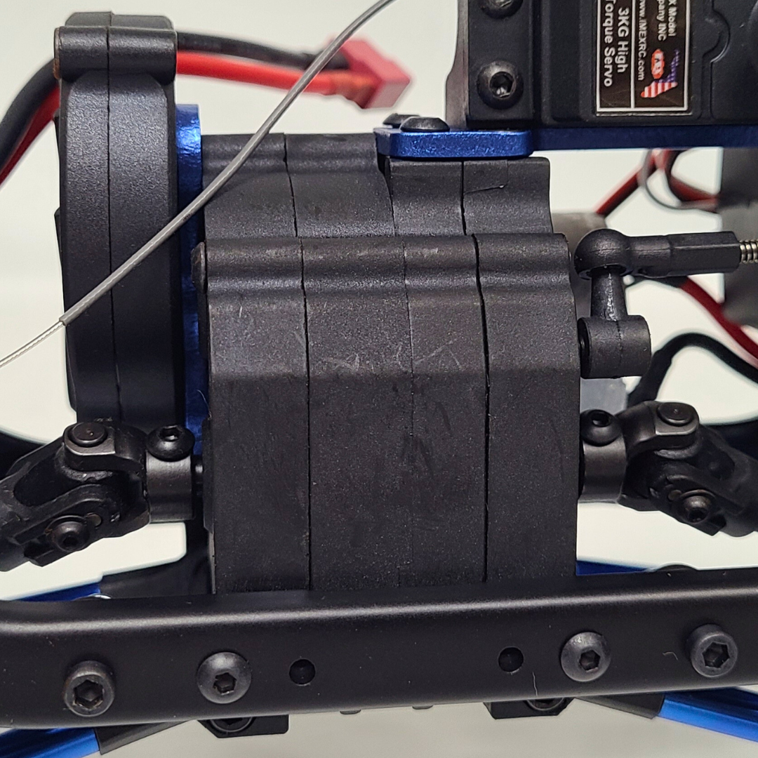 Trail Legends Reborn: 1/10 IMEX Navajo & Apache Ultimate Crawler Deal