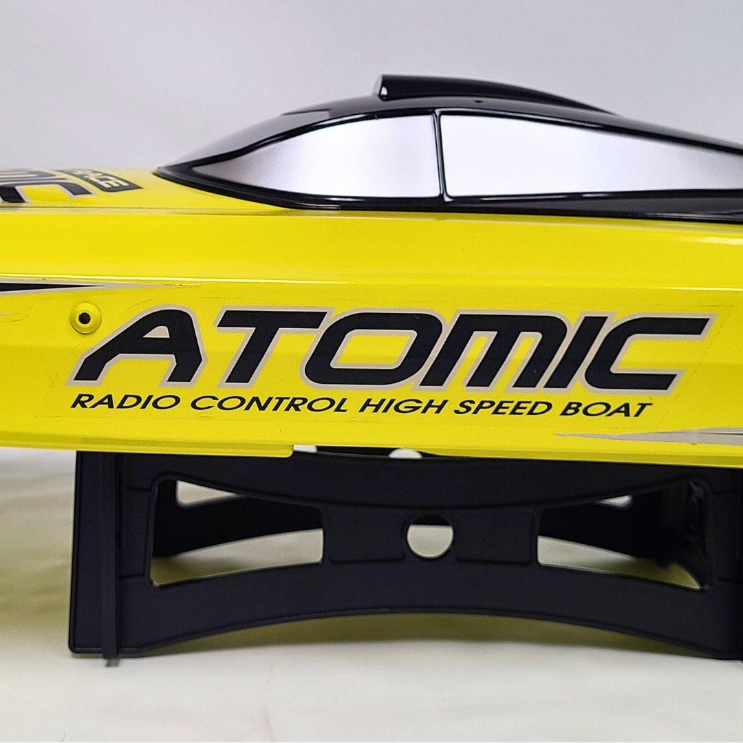 VolantexRC ATOMIC High-Speed Race Boat – Brushless 60 km/h RC Boat with LiPo Battery & Self-Righting System