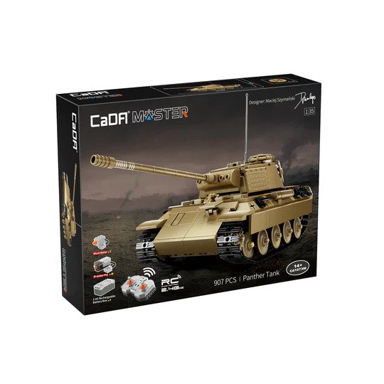 CaDA WWII German Panther RC Tank Brick Set – 907-Piece Remote Controlled Model with Rotating Turret