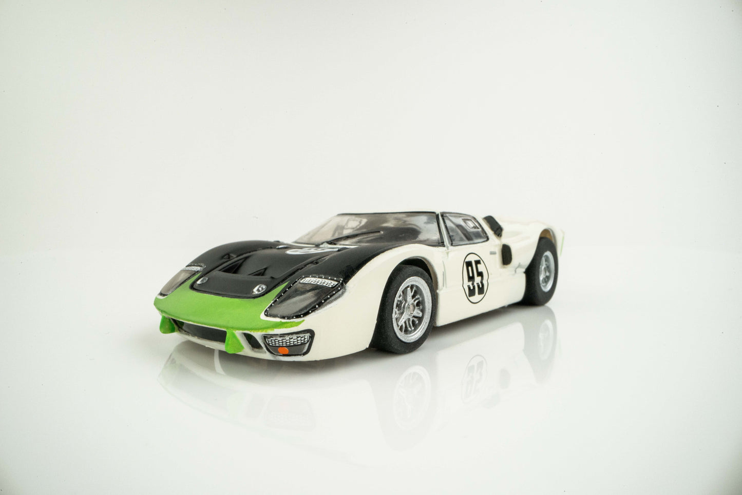 Ford GT Heritage #95 | 22056 | AFX/Racemasters